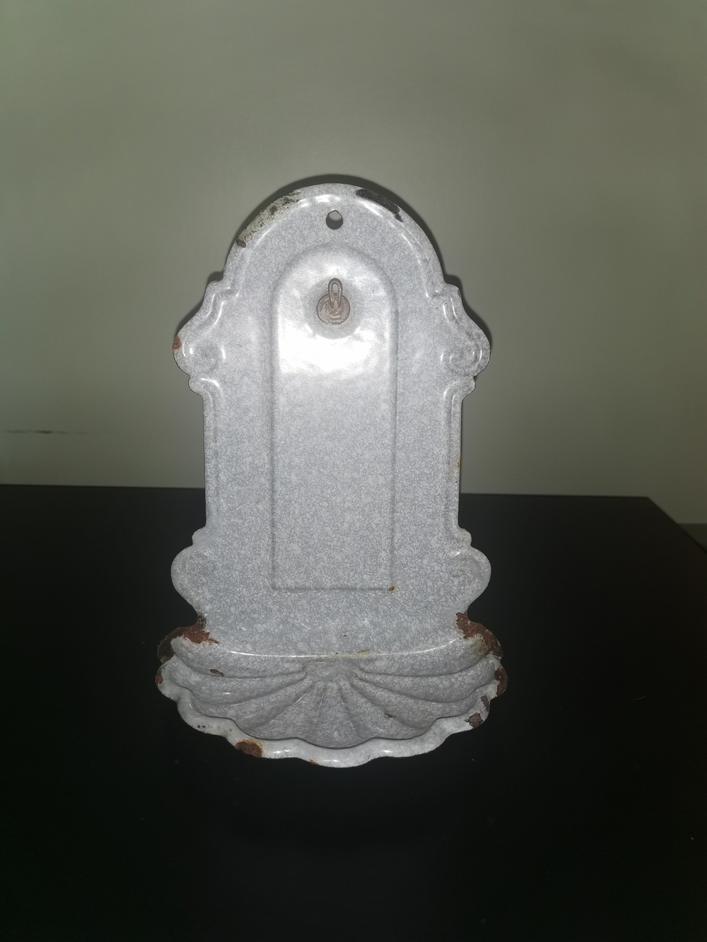 Antique Blue / White Enamel Graniteware Wall Cup‎ & Soap Holder